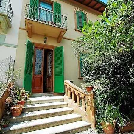 Just Outside The Wall: Free A/c, Bikes And Wifi Apartment Lucca