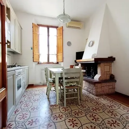 Just Outside The Wall: Free A/c, Bikes And Wifi Apartment *